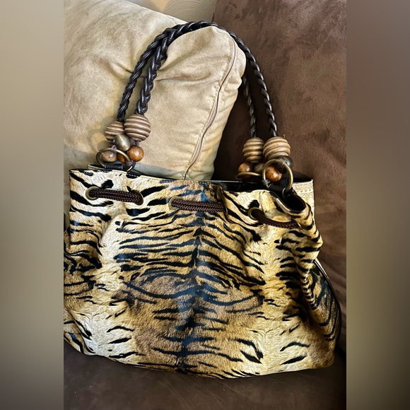 Chico tiger print handbag/ purse w/drawstrings. New without tags. - Picture 3 of 5